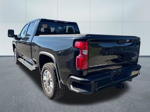 Used 2022 Chevrolet Silverado 3500 High Country AWD/4WD image 2