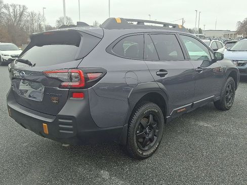 Used 2025 Subaru Outback Wilderness AWD/4WD image 4