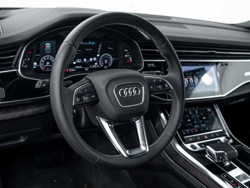 Certified 2023 Audi Q8 Premium Plus w/ Premium Plus Package AWD/4WD image 9