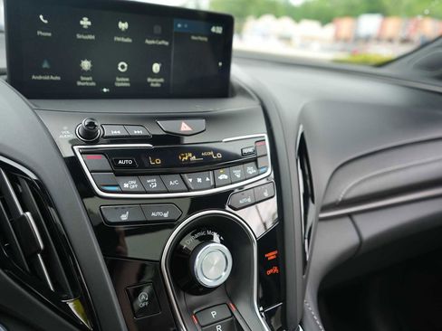 Certified 2025 Acura RDX SH-AWD image 25
