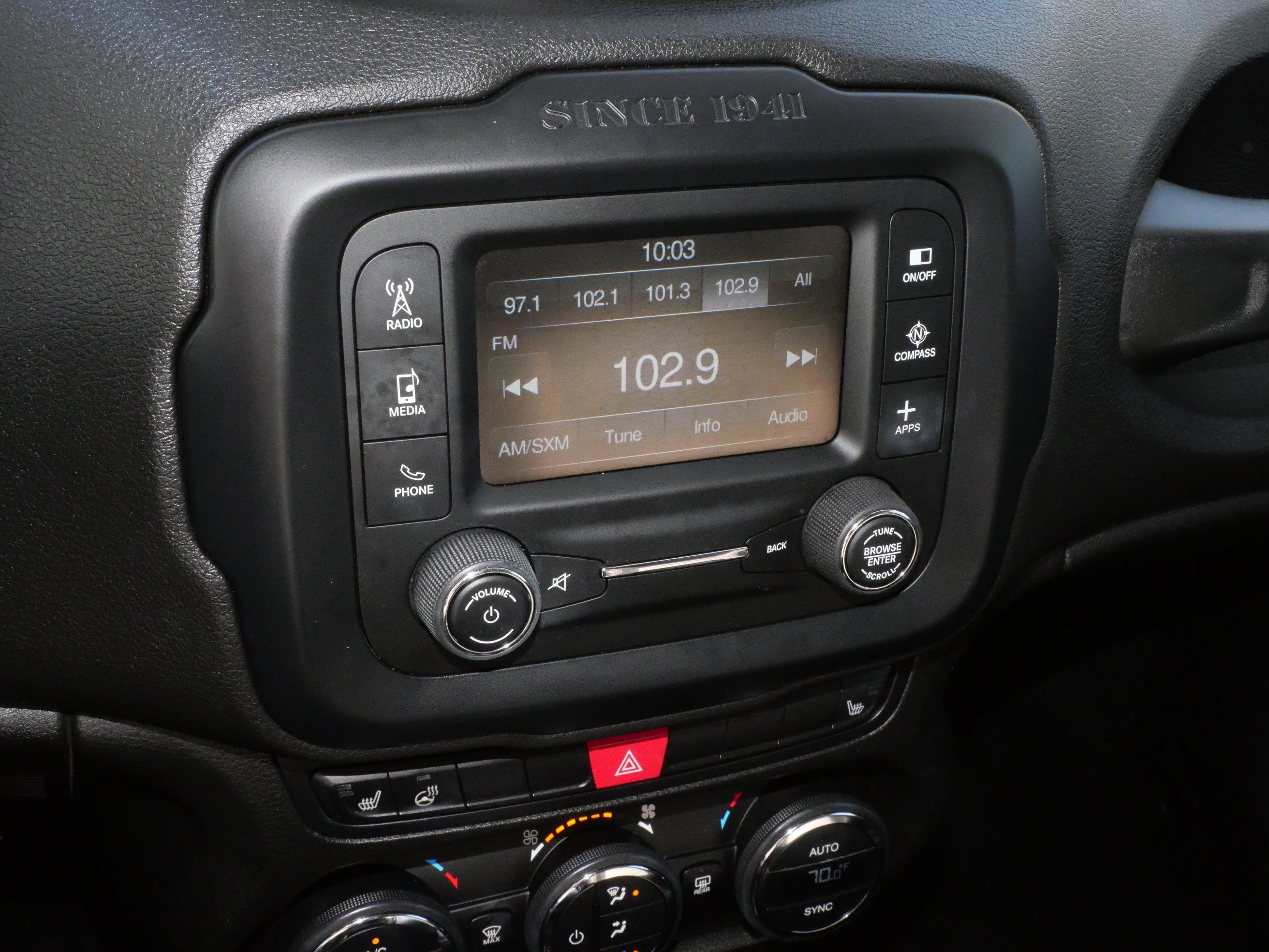 Used 2016 Jeep Renegade Limited AWD/4WD image 18
