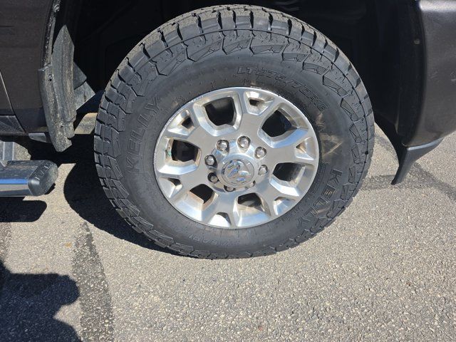 Used 2024 RAM 2500 Laramie w/ Snow Chief Group AWD/4WD image 18