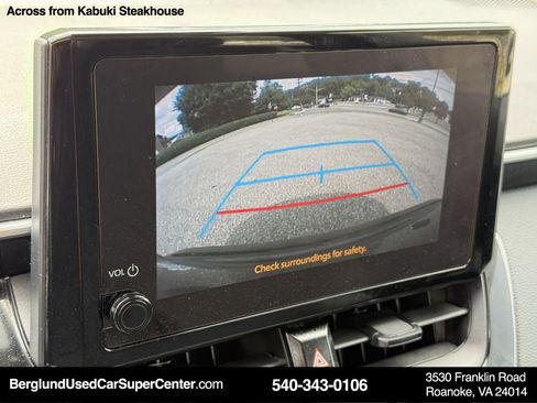 Used 2023 Toyota Corolla LE image 21