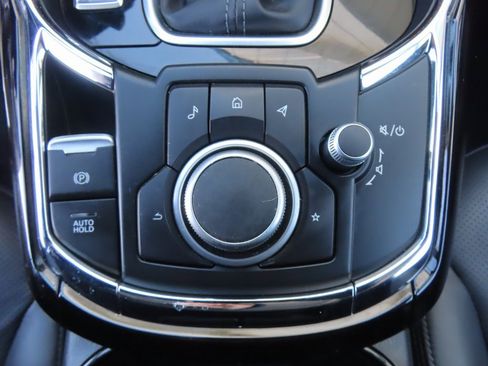 Used 2023 MAZDA CX-9 Touring image 9