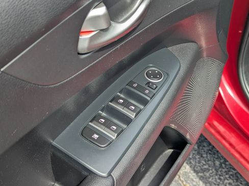Used 2021 Kia Forte LXS FWD image 26