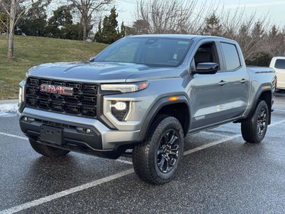 Used 2025 GMC Canyon Elevation w/ Convenience Package