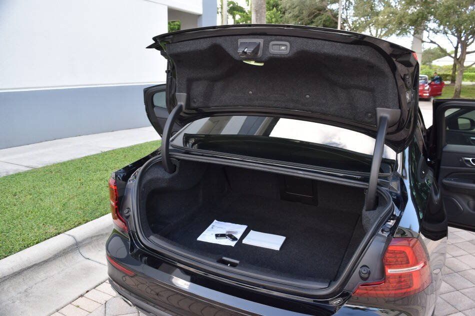 Used 2019 Volvo S60 T5 Momentum w/ Premium Package FWD image 75