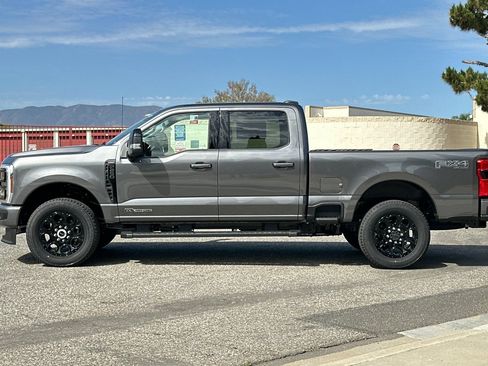 New 2026 Ford F250 Lariat w/ Black Appearance Package AWD/4WD image 7
