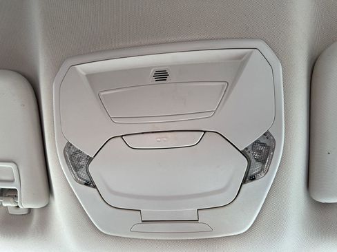 Used 2019 Ford Escape SE image 36