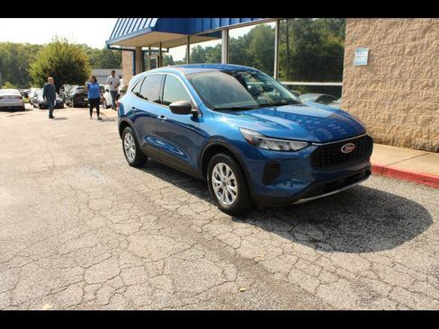Used 2023 Ford Escape Active AWD/4WD image 1