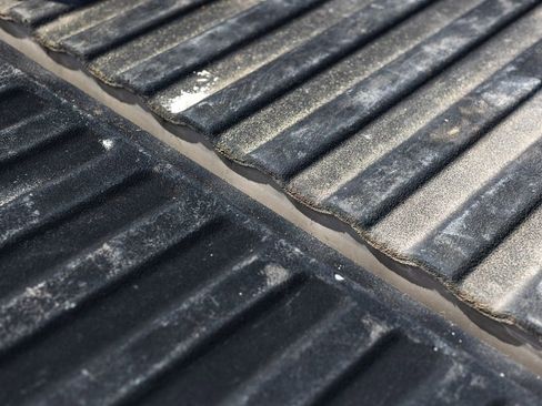 Used 2005 Chevrolet Silverado 2500 LT w/ Heavy-Duty Power Package image 12