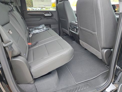 New 2026 GMC Sierra 3500 SLT w/ SLT Premium Package image 11
