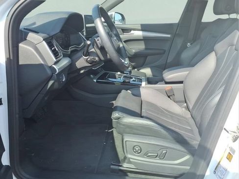 Used 2025 Audi Q5 2.0T Premium AWD/4WD image 19