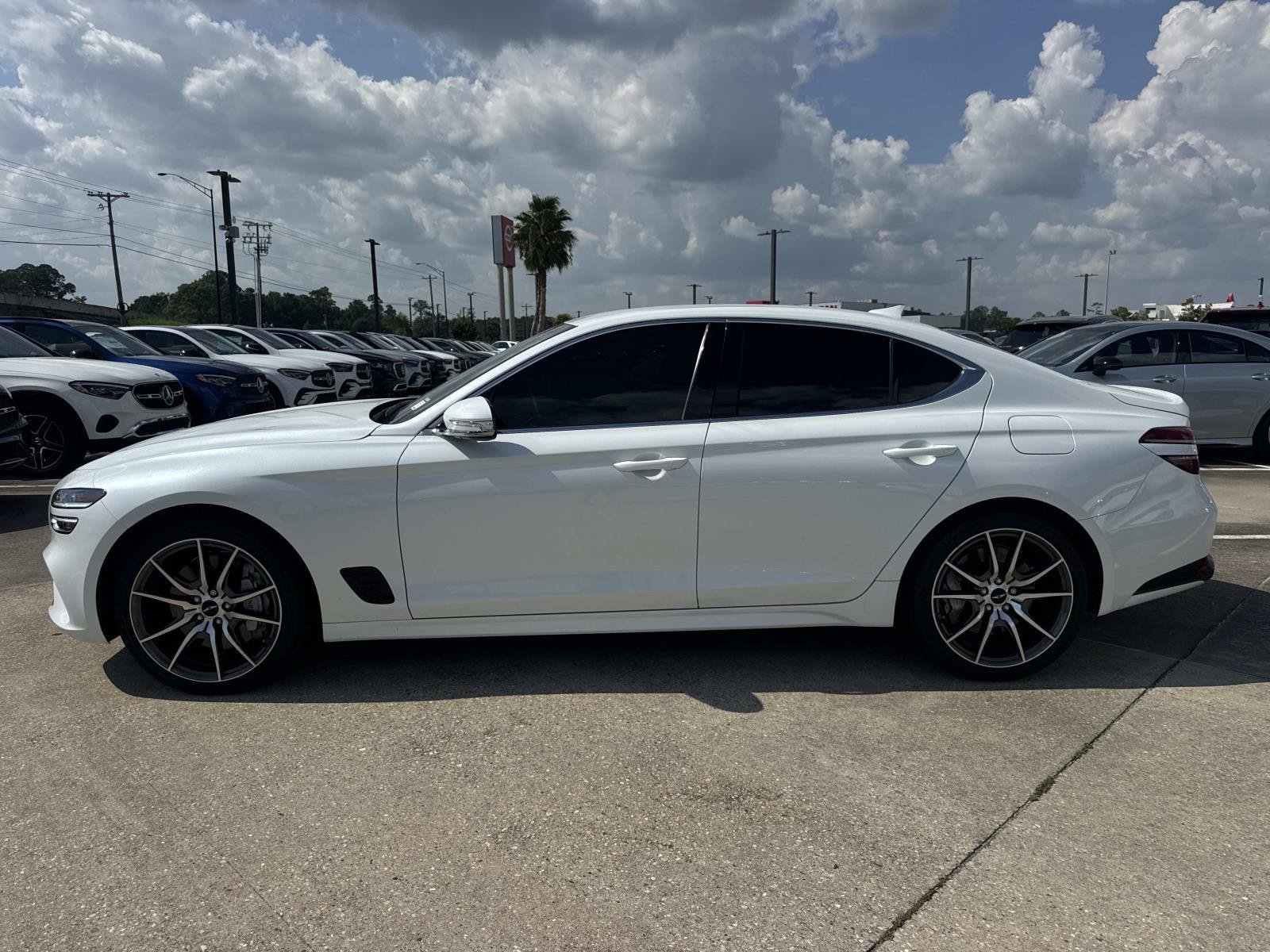 Used 2025 Genesis G70 2.5T RWD image 8