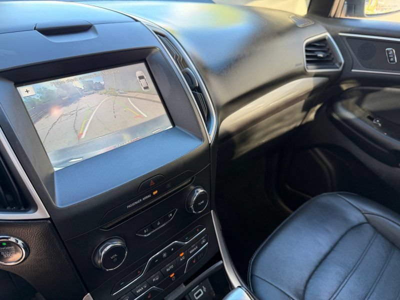 Used 2017 Ford Edge SEL w/ Equipment Group 201A AWD/4WD image 9