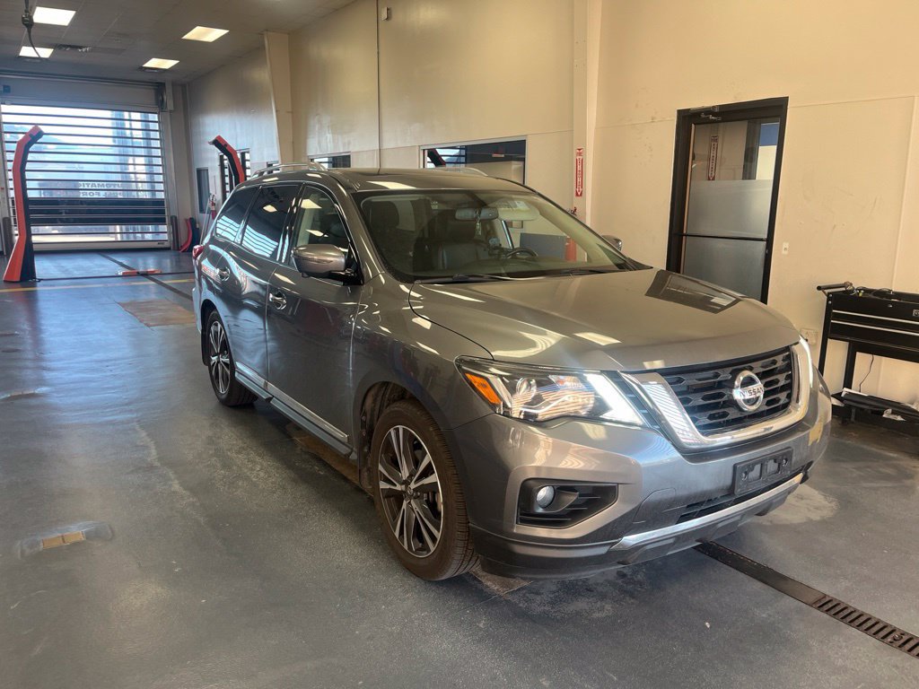 Used 2020 Nissan Pathfinder Platinum AWD/4WD image 1