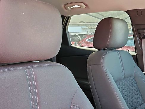 Used 2021 Chevrolet Blazer LT FWD image 18
