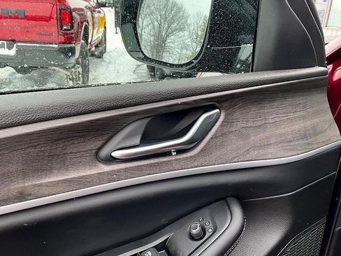 New 2026 Jeep Grand Cherokee Laredo image 12