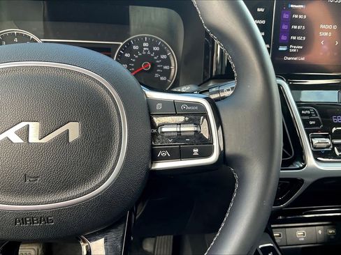 Used 2022 Kia Sorento SX image 21