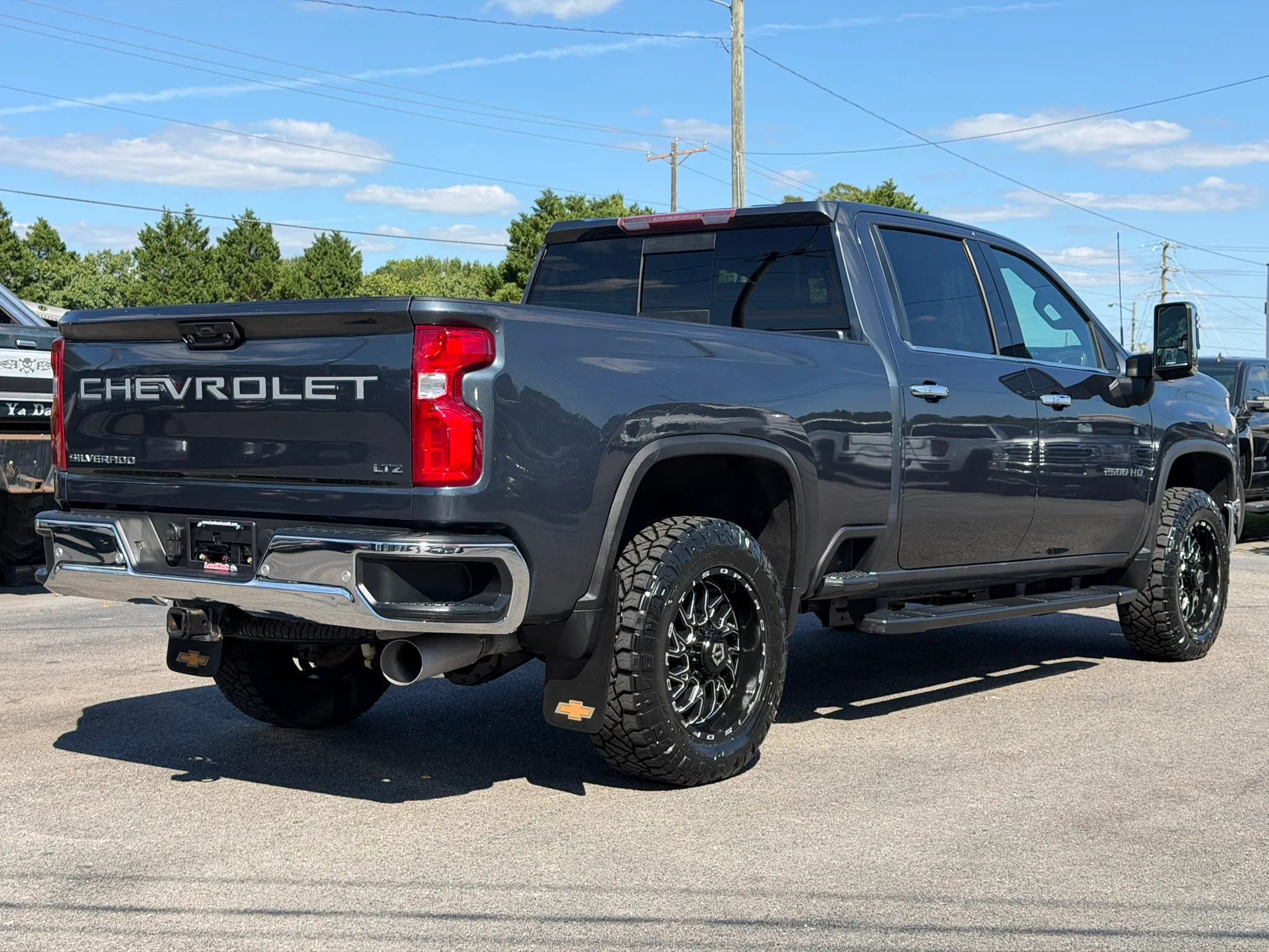 Used 2020 Chevrolet Silverado 2500 LTZ w/ LTZ Plus Package AWD/4WD image 5