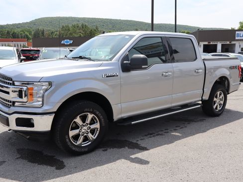 Used 2020 Ford F150 XLT w/ Equipment Group 302A Luxury AWD/4WD image 8