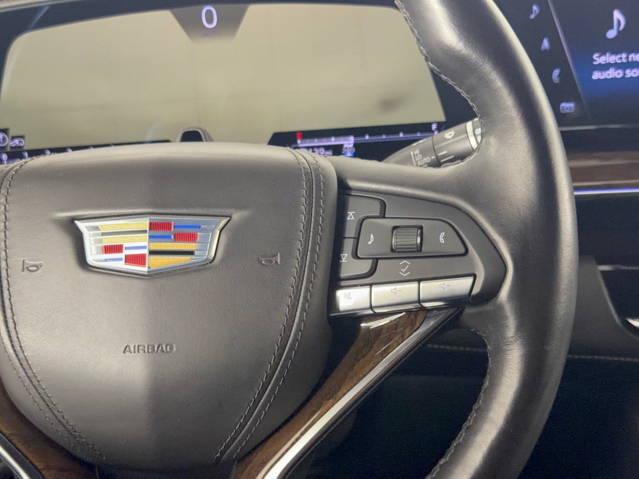 Used 2023 Cadillac Escalade Sport Platinum AWD/4WD image 19