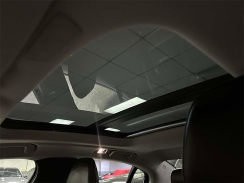 Used 2019 Volvo S60 T6 Momentum image 22