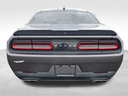 Used 2018 Dodge Challenger R/T Plus image 5