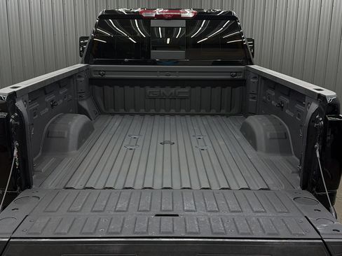 Used 2026 GMC Sierra 3500 Denali Ultimate AWD/4WD image 17