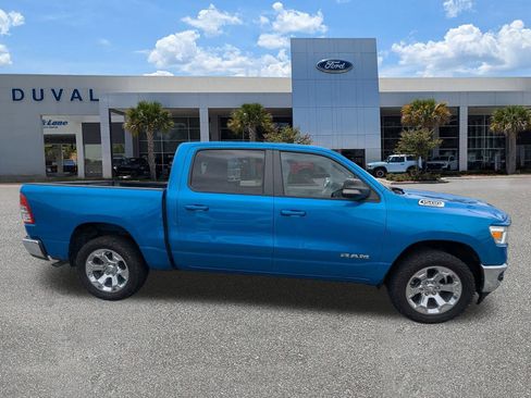 Used 2022 RAM 1500 Big Horn AWD/4WD image 3