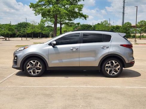 Used 2022 Kia Sportage EX FWD image 4