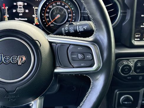 Used 2021 Jeep Wrangler Unlimited Sahara image 28