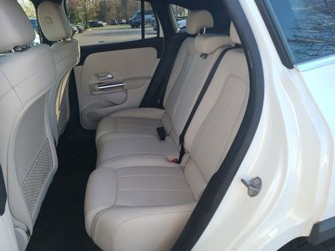 Certified 2021 Mercedes-Benz GLA 250 4MATIC image 6