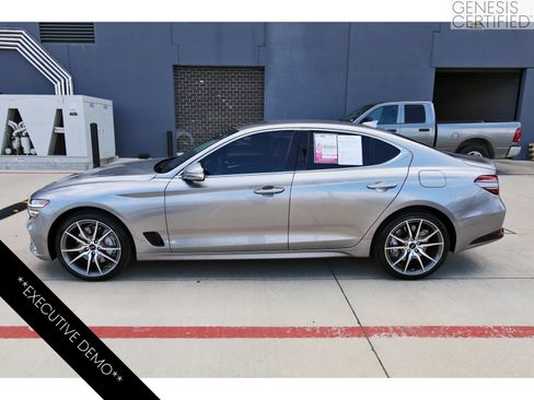 Used 2026 Genesis G70 2.5T RWD image 5