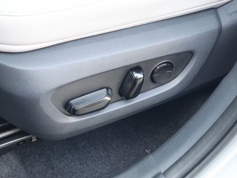 Certified 2025 Lexus TX 350 350 Premium w/ Technology Package image 31