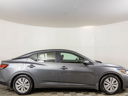 Used 2020 Nissan Sentra S image 57