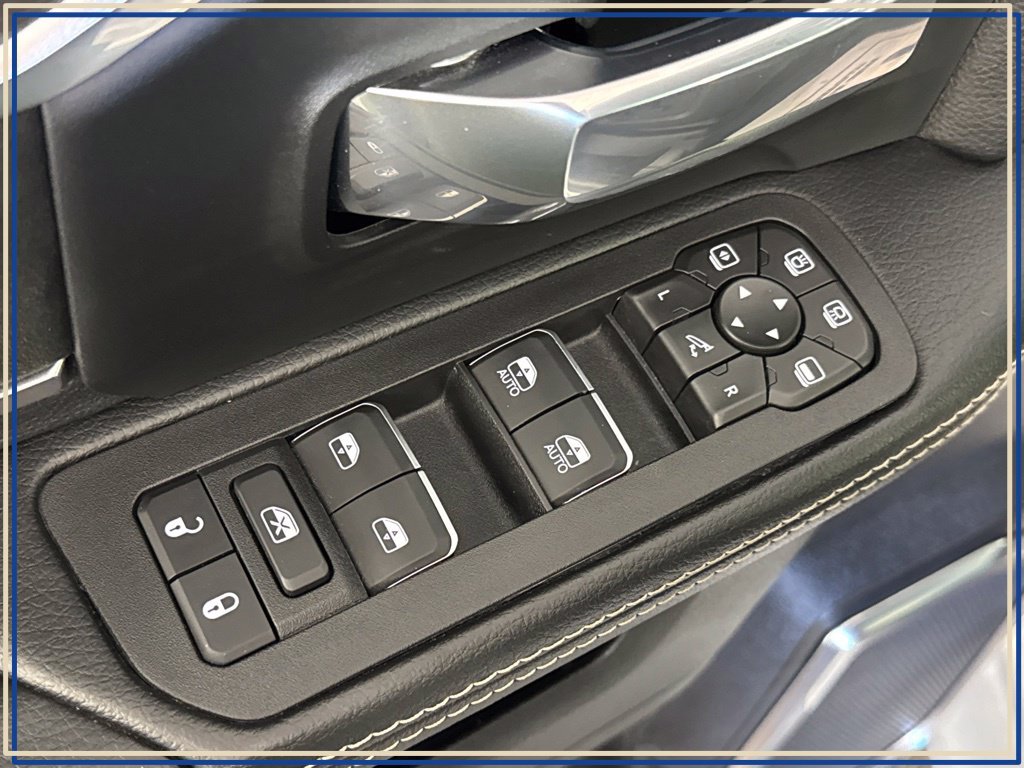 Certified 2026 RAM 2500 Laramie AWD/4WD image 37