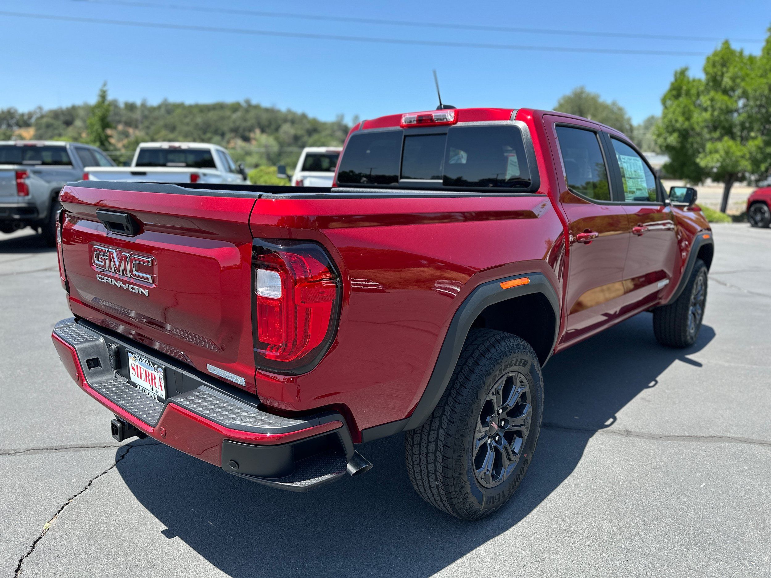 Used 2025 GMC Canyon Elevation w/ Convenience Package RWD image 4
