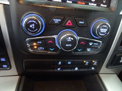 Used 2019 RAM 1500 Big Horn AWD/4WD image 11