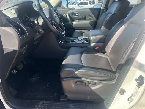 Used 2024 Nissan Armada SV AWD/4WD image 19