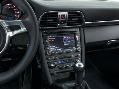 Used 2012 Porsche 911 Carrera Black Edition image 24