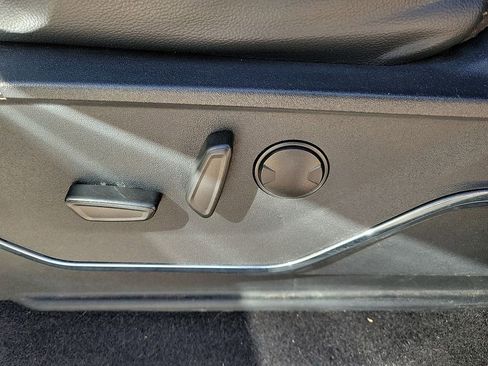 Used 2023 Ford F150 Lariat image 20