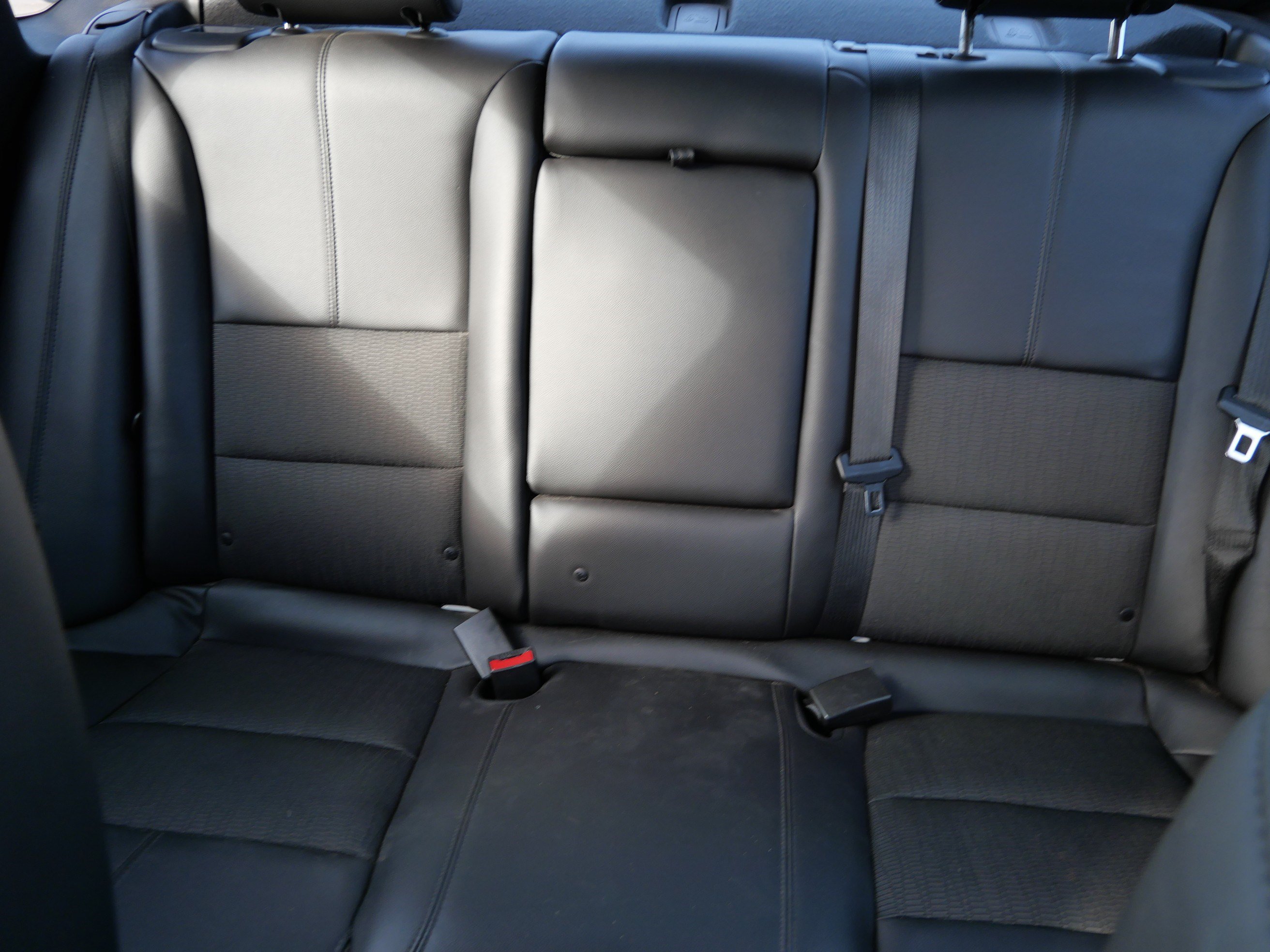 Used 2016 Chevrolet Impala LT w/ Convenience Package FWD image 13
