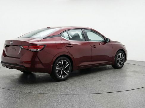 Used 2025 Nissan Sentra SV image 9