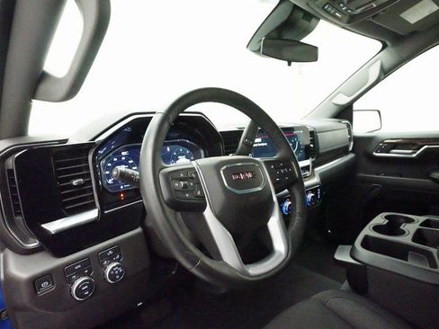 Certified 2024 GMC Sierra 1500 Elevation AWD/4WD image 7