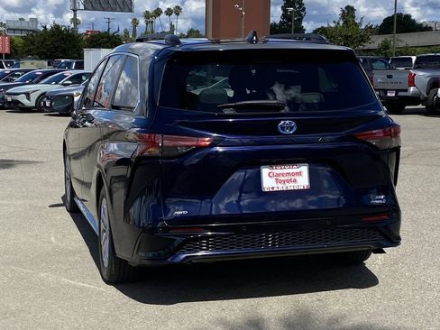 Certified 2023 Toyota Sienna XSE w/ XSE Plus Package AWD/4WD image 42