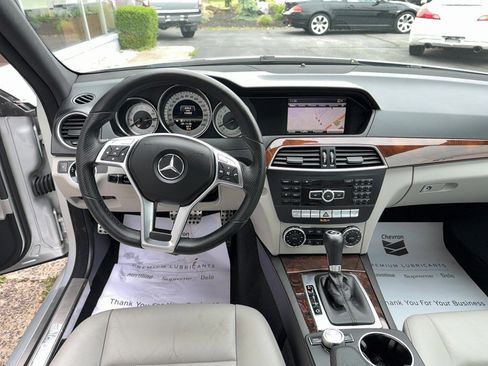 Used 2013 Mercedes-Benz C 300 4MATIC Sedan image 7