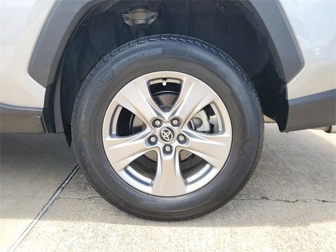 Used 2024 Toyota RAV4 XLE image 9