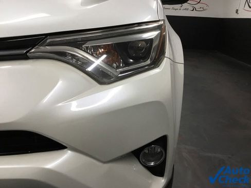 Used 2016 Toyota RAV4 Limited AWD/4WD image 17