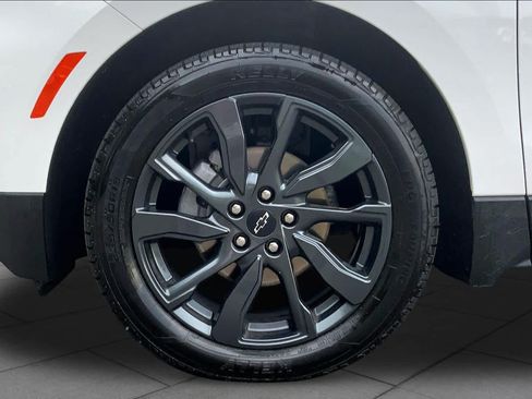 Used 2023 Chevrolet Equinox RS FWD image 11